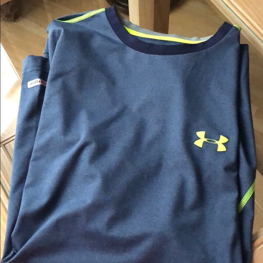 Men’s t shirt
